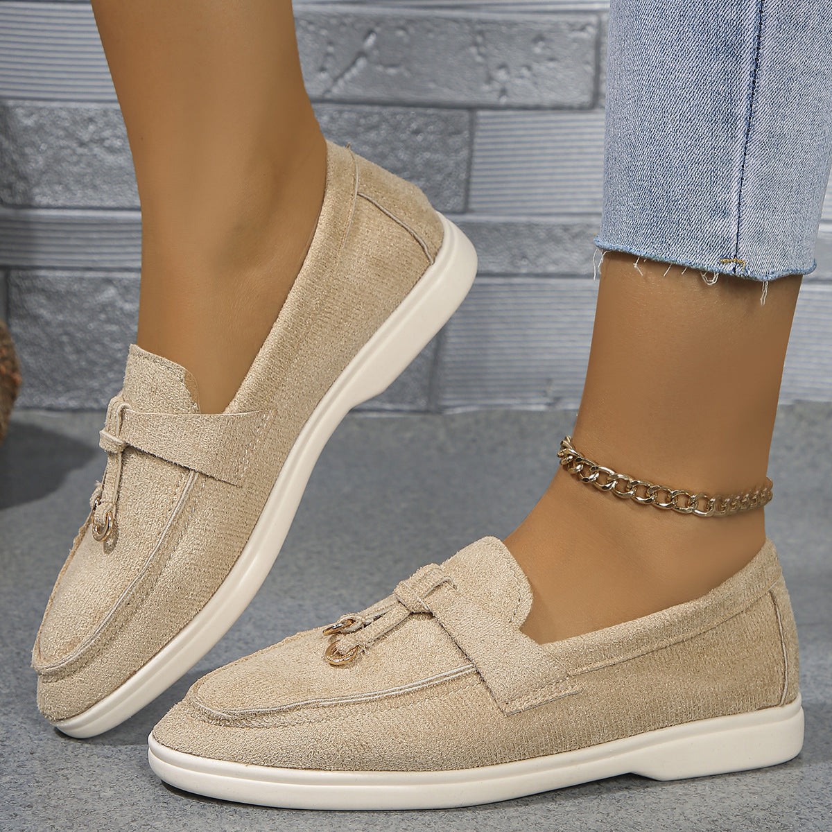 Plus Size Women's Round Toe Slip-on Peas Casual Shoes