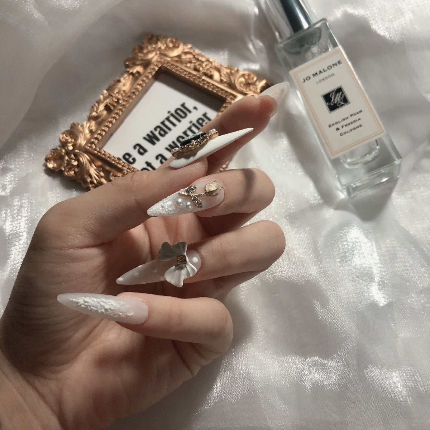 Håndlavet lysterapimanicure Kattekærlighed Flamme Net Rød Manicure