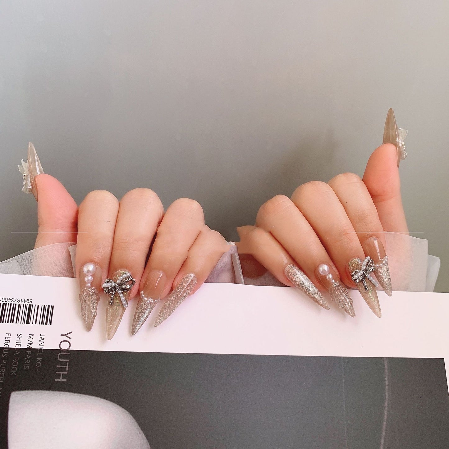 Light Luxury Fairy Skirt Hem White Nail Patch Pearl