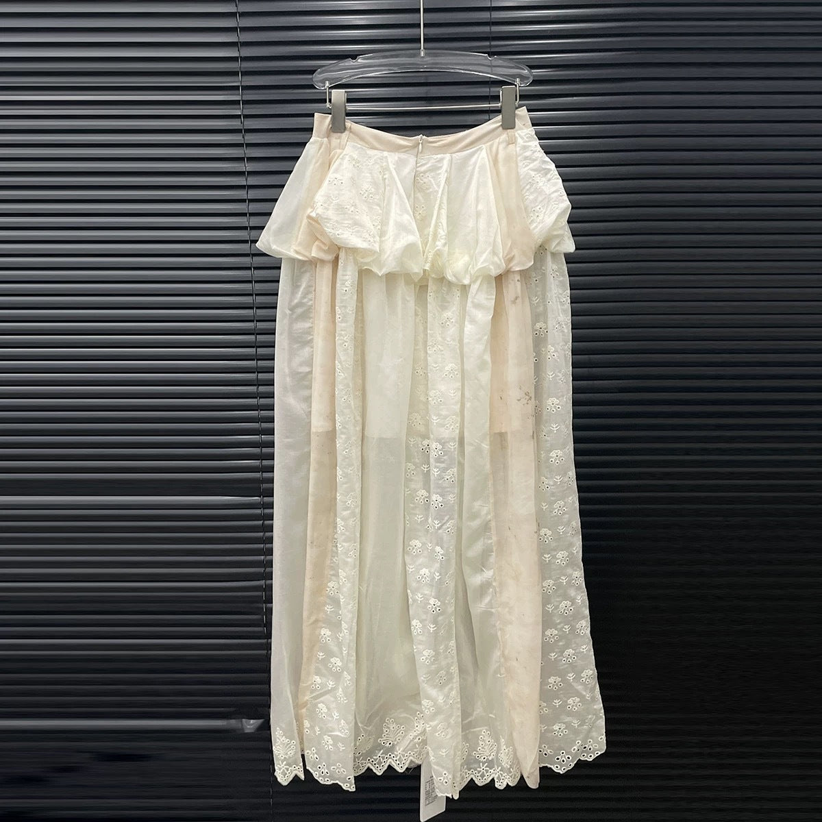 Summer New Jacquard Lace V-neck Shirt Skirt