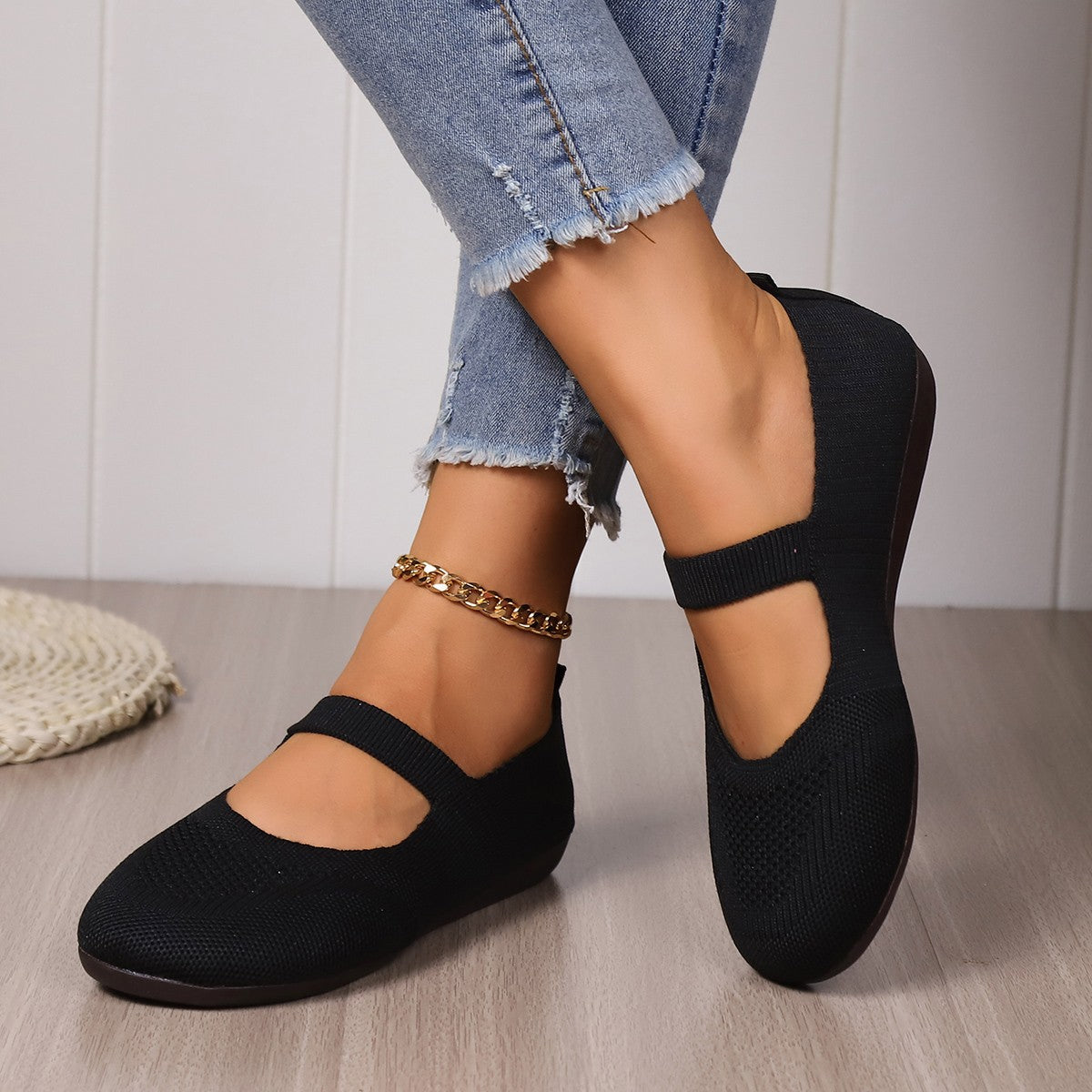Women's Breathable Plus Size Soft Bottom Mom Shoes