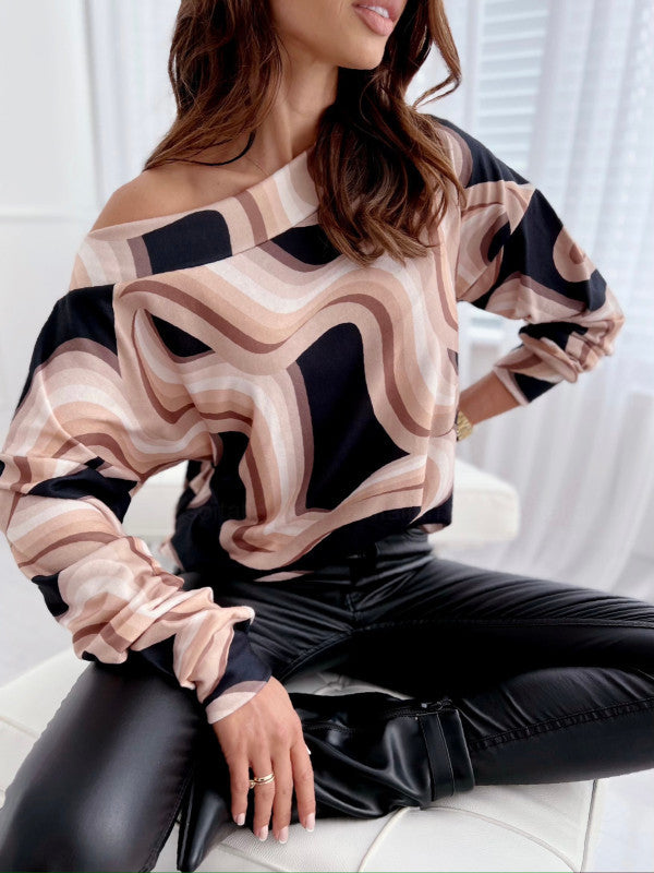 FallWinter Long-sleeve Relaxed-fit Drop-shoulder Top With A Leopard Print