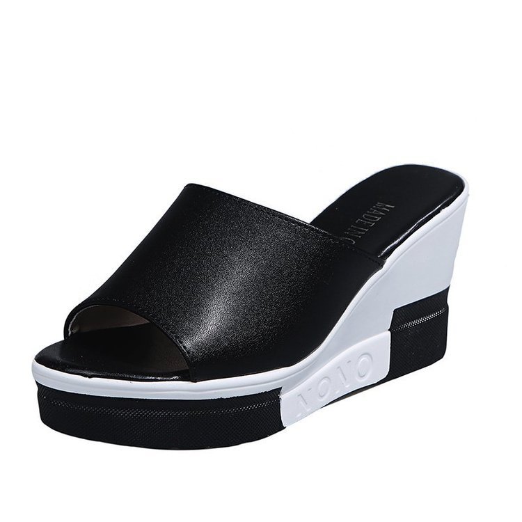 New Style Platform Sandals With Thick Bottom