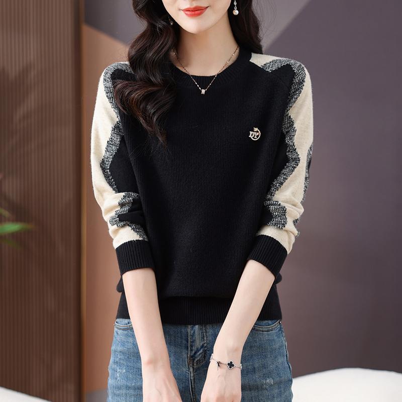 Knitted Long-sleeved Women's Base Layer Stylish Top