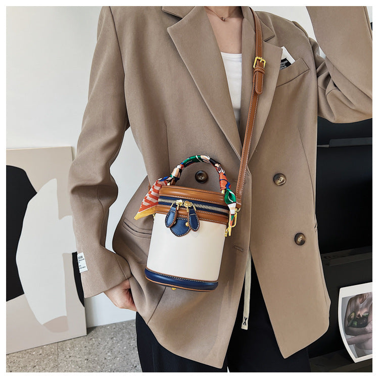 Special-interest Design Cylinder Portable Messenger Bag
