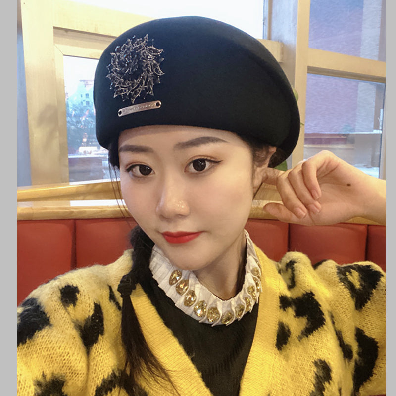 Celebrity Elegant Bright Diamond Woolen Black Beret