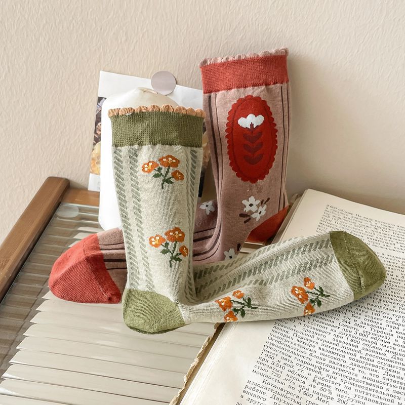 Women's Retro Autumn Simplicity All-match Flower Tube Socks Combed Cotton