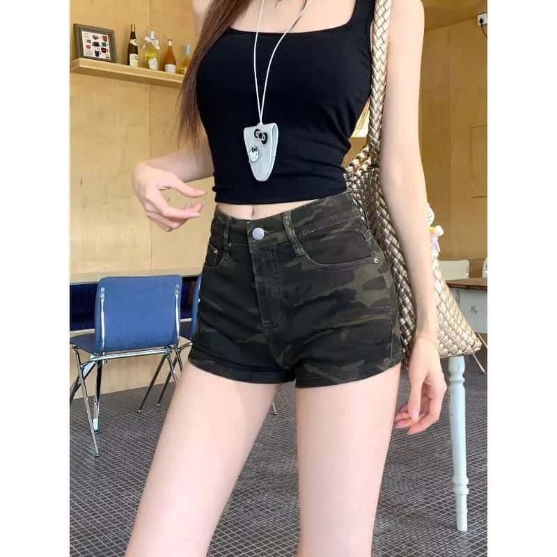 Womens High-Waisted Camo Denim Shorts In A Sexy American Style