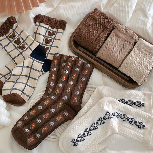 Female Middle Tube Cartoon Literature And Art College Wind Pile Pile Socks