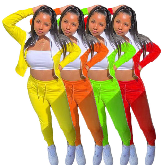 Fashionable Two-piece Athletic Set With A Matching Design