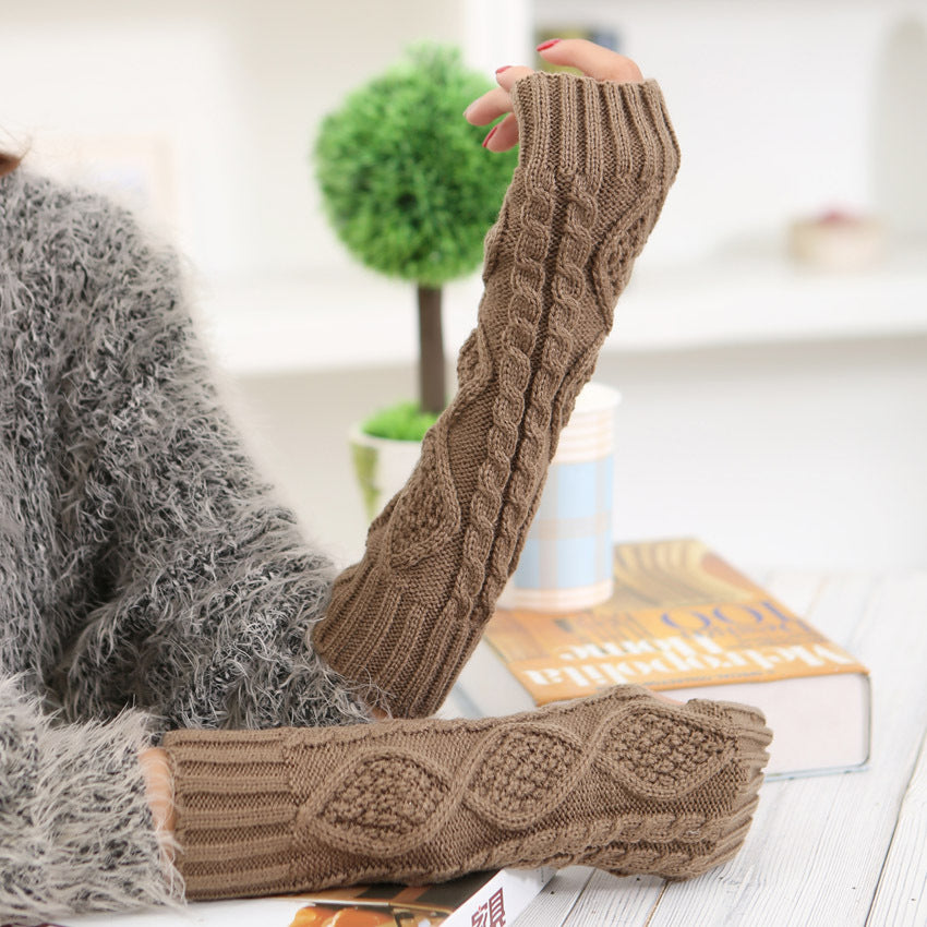 Autumn And Winter Ladies Wool Knit Diamond Sleeves