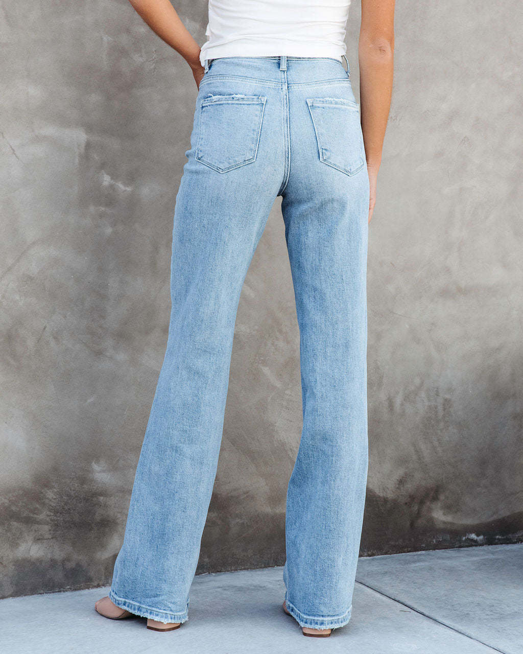 Vaskede jeans i europæisk og amerikansk stil, moderigtige, alsidige, med mellemhøj talje og lige ben