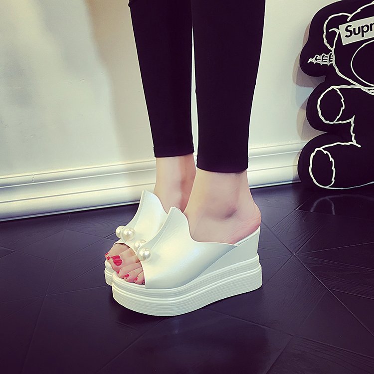 Fish Mouth Round Toe Platform Heel Beaded Women's Sandals
