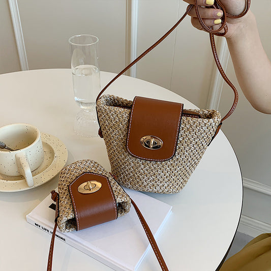 Flettet Crossbody-taske i Moderigtigt og Alsidigt Strå