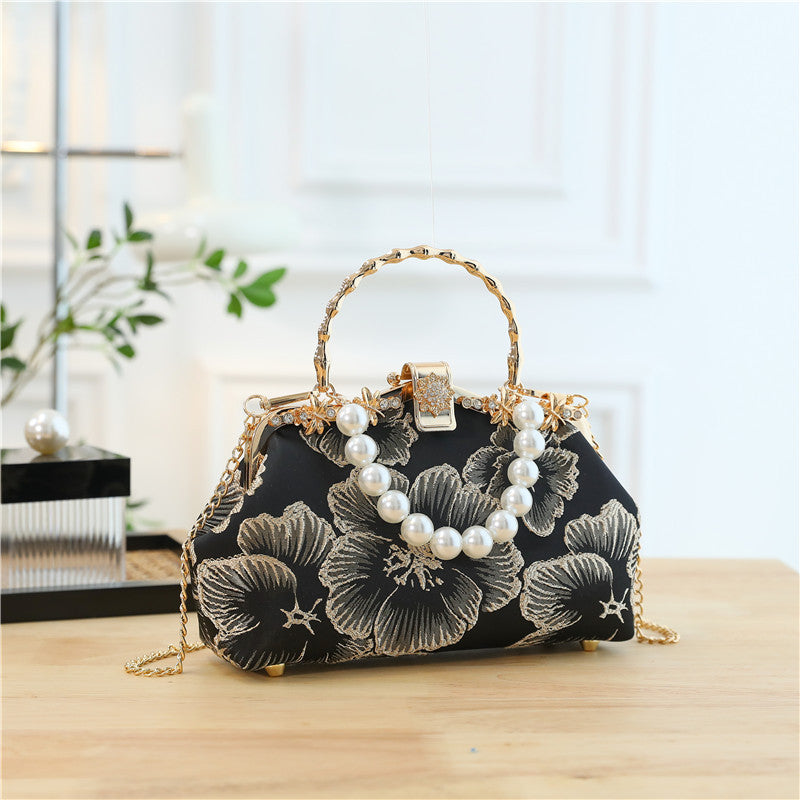 Everyday Outfit With A Shoulder Crossbody Or Handheld Bag