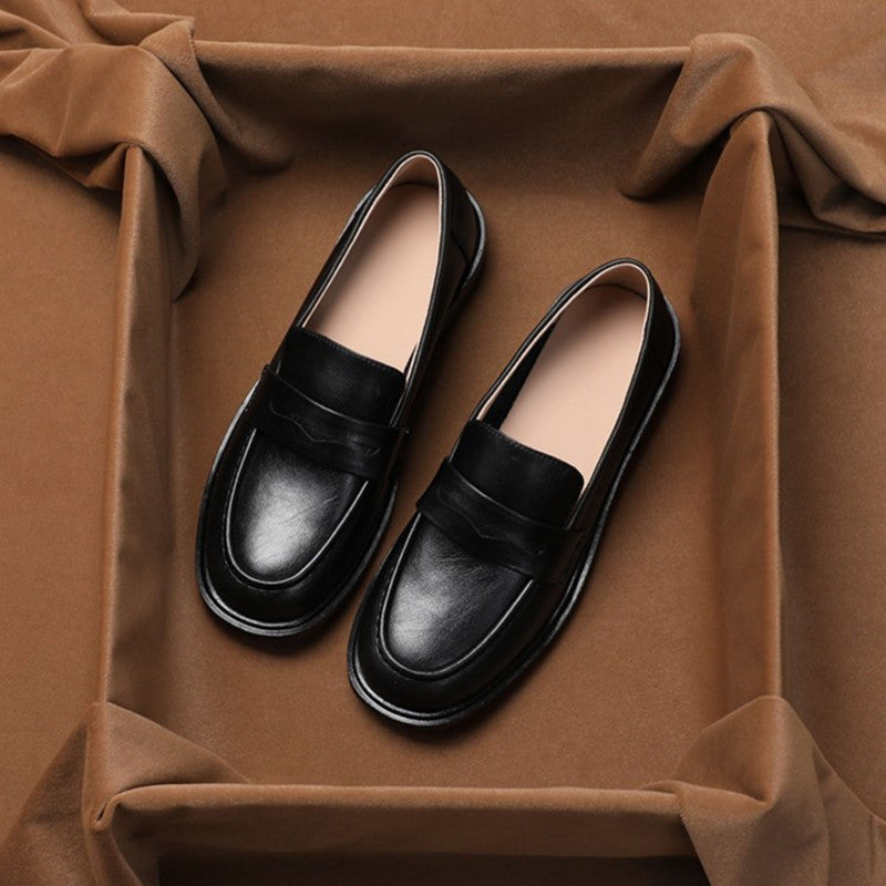 Women's Retro Soft Leather Low-Heel Slip-On Shoes