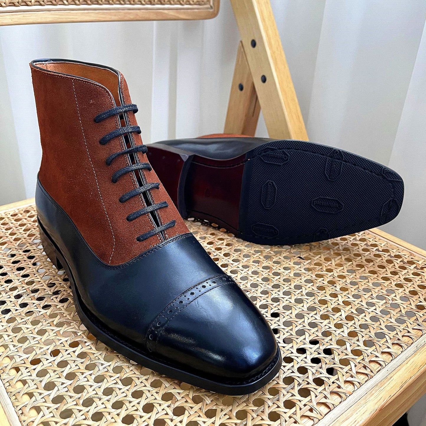 Three-joint Color-block Top Layer Leather Men's Shoes