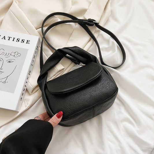 Small One Shoulder Cross-body Handbag Fold Armpit Steamed Bun Dumpling
