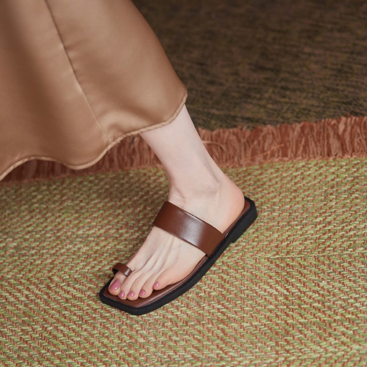 Solid Color Word With Simple Flat-bottomed Women's Sandals And Slippers