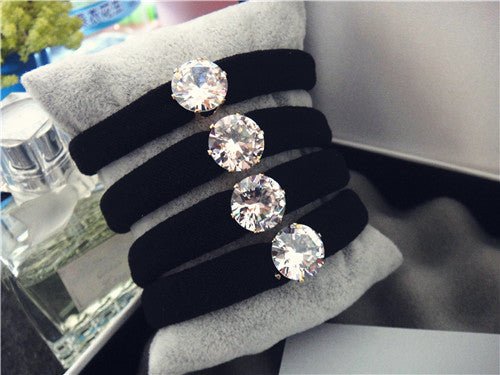 Water Drill String Zircon Black Leather Rib