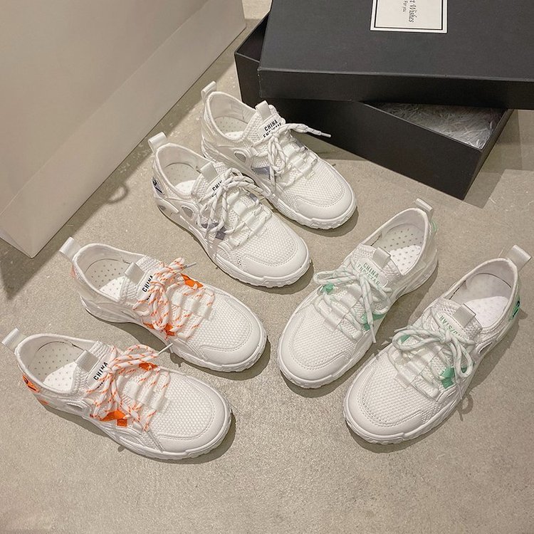 casual breathable sporty shoes