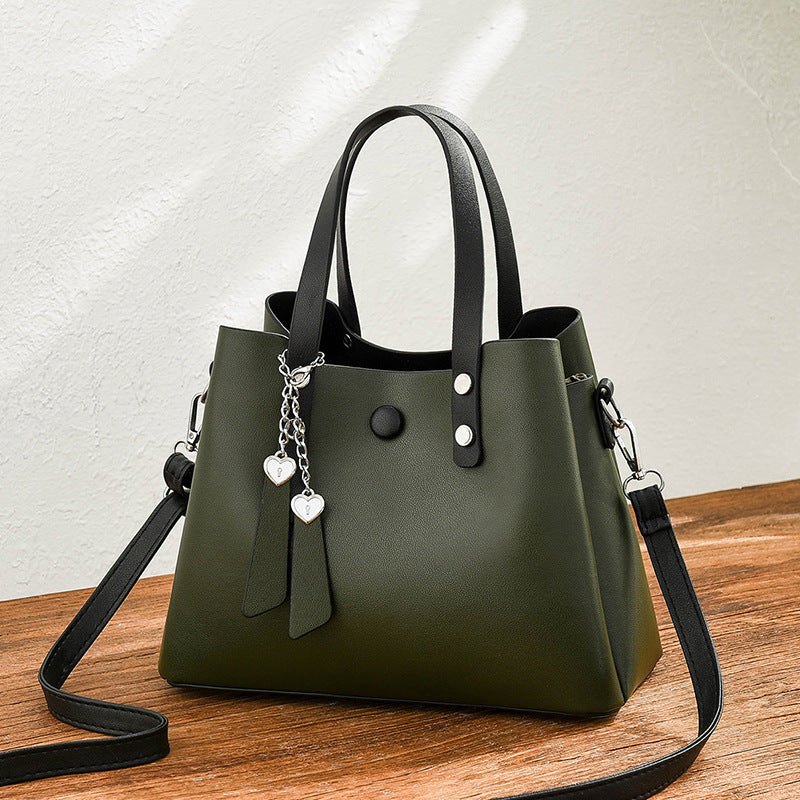 Fashionable versatile messenger bag