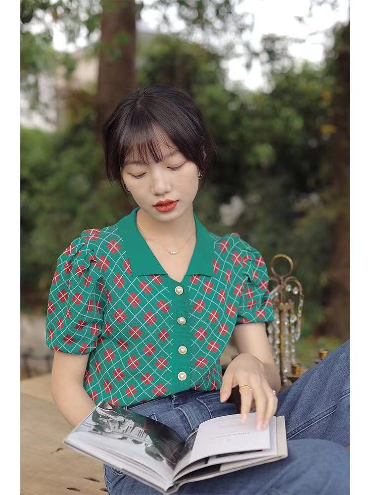 Women's Green Plaid Short-sleeved Knitted Cardigan Jacket