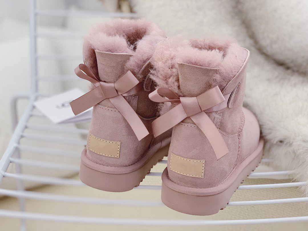 Sheepskin Snow Boots With Single Ribbon For Warmth