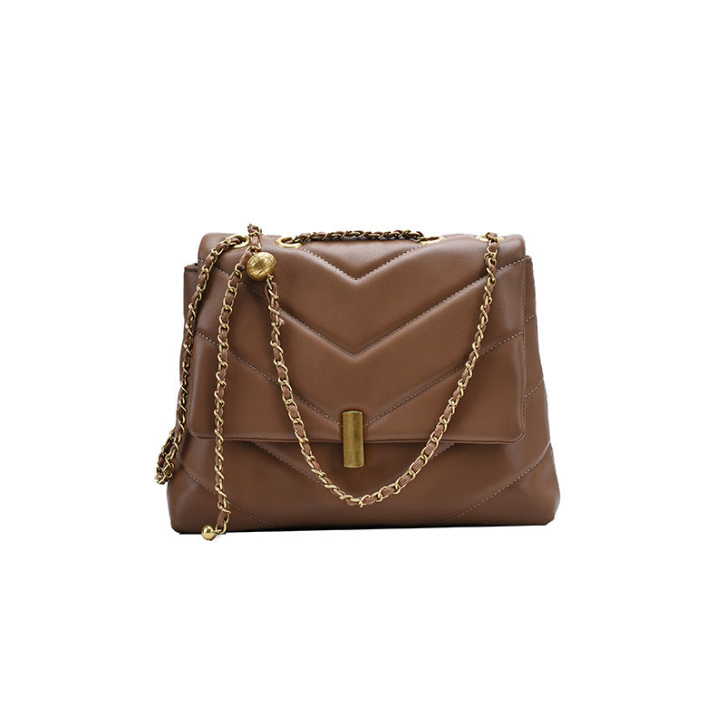 Textured chain shoulder bag