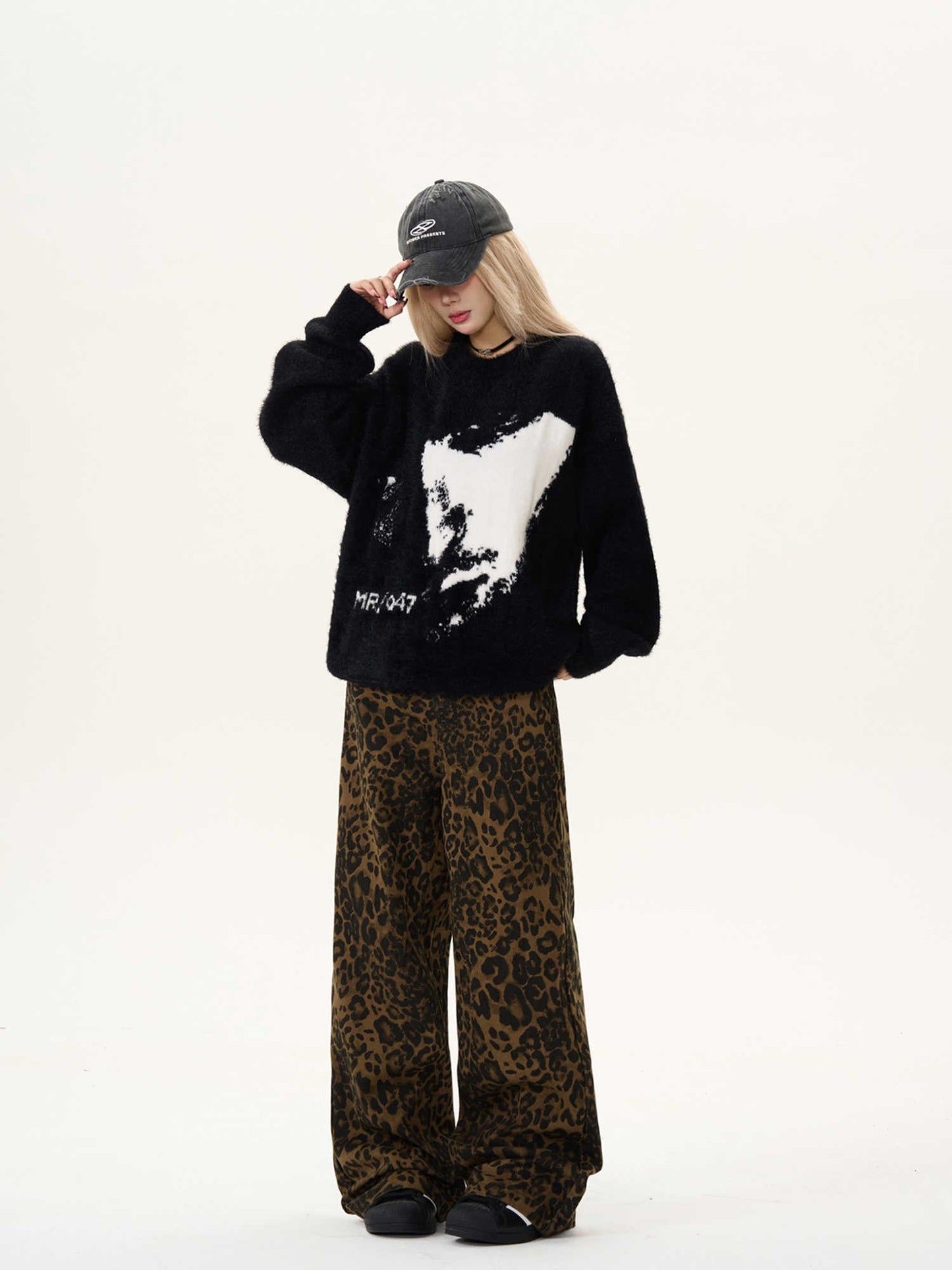 Soft Glutinous Mink-like Map Printed Sweater