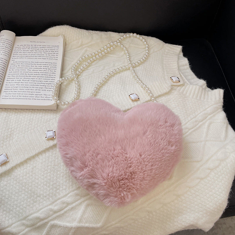 Women's Cute Fashion Furry Heart-shaped Chain Bag