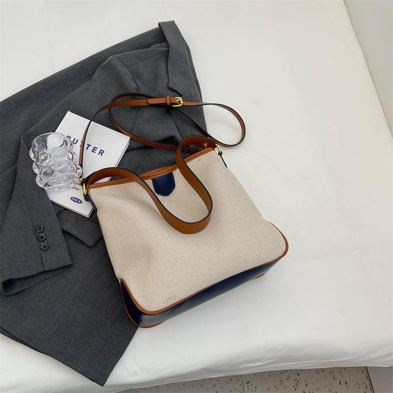 Summer Simplicity Design One Shoulder Crossbody Commuter Hand-carrying Bag