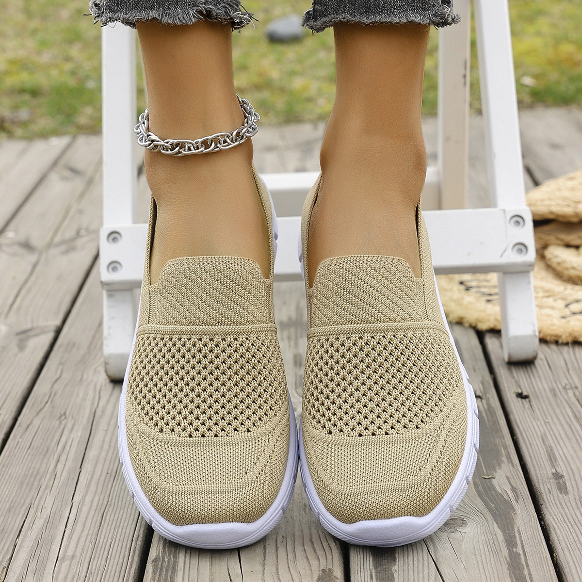 Large Size Mesh Breathable Flat Solid Color Casual Flyknit Pumps