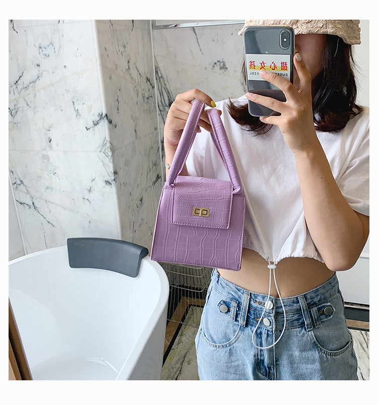 Crossbody one shoulder small square bag