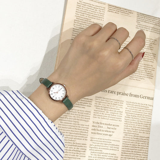 Korean version of simple retro forest school watch