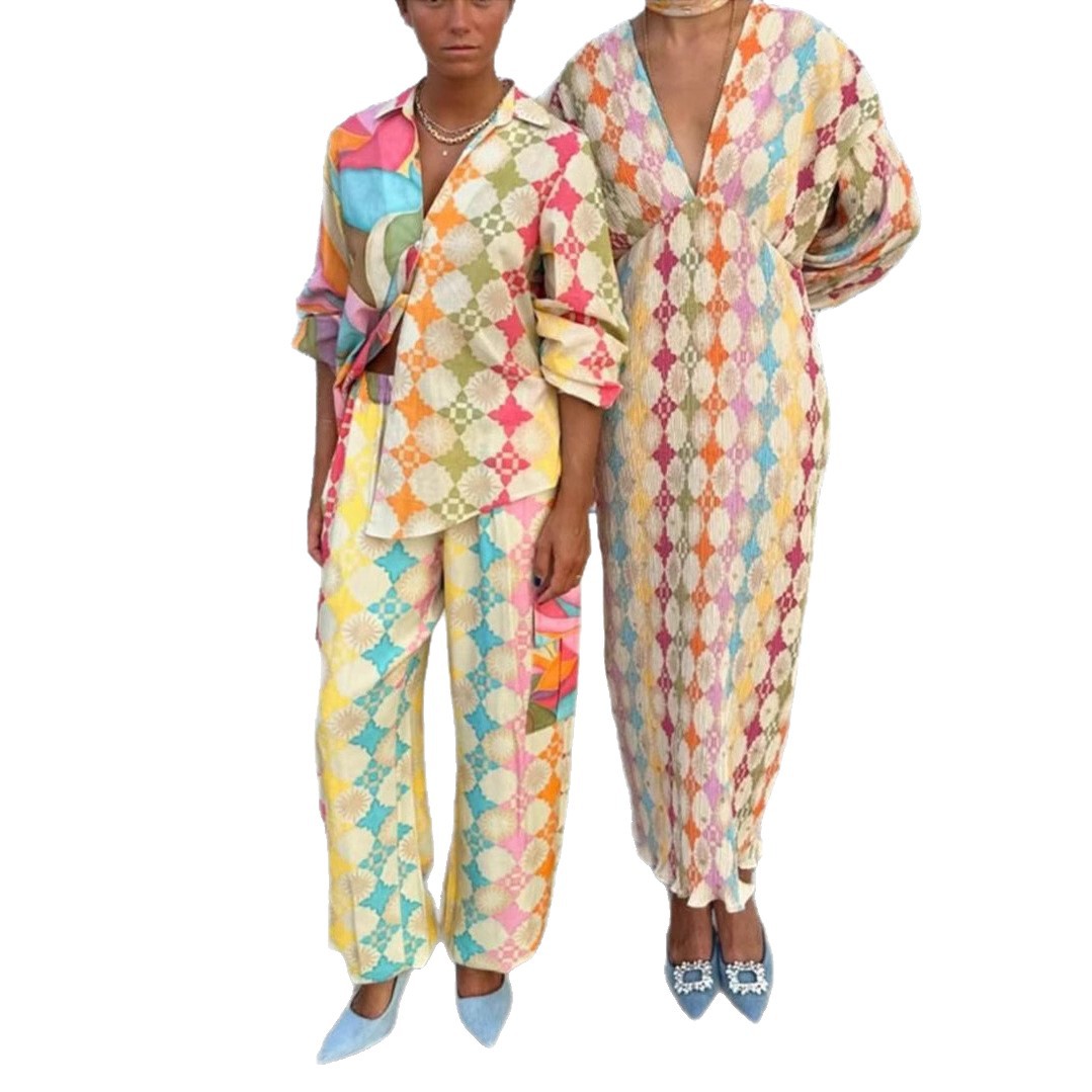 Women's V-neck Printed Painted Lantern Sleeve Elegant Commuter Style Casual Pants Set