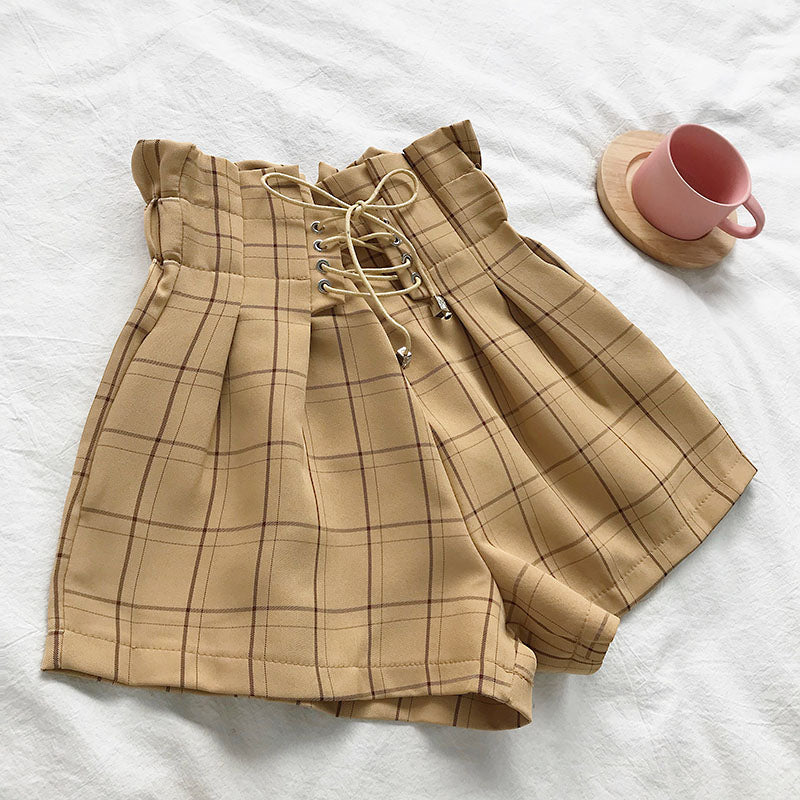 Flower bud tie plaid shorts