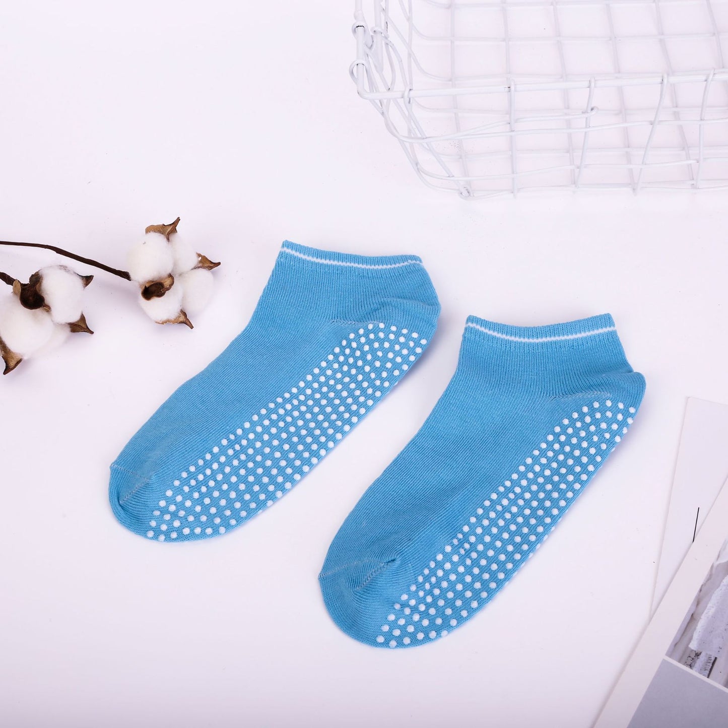 Women's cotton socks