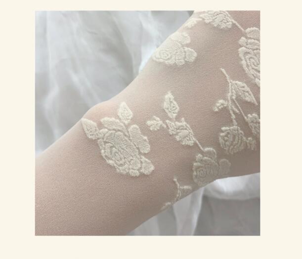 Rose lace tube socks