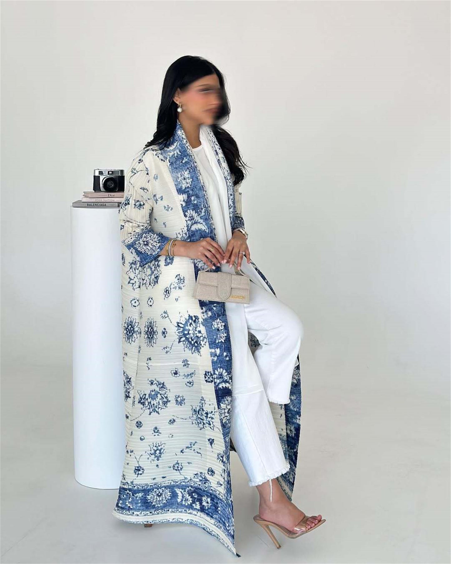 Women's Temperament Cardigan A Bai Ya Robe