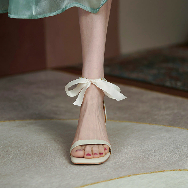 Fashion French Pearl Strap Leather Thick Heel Sandals Women