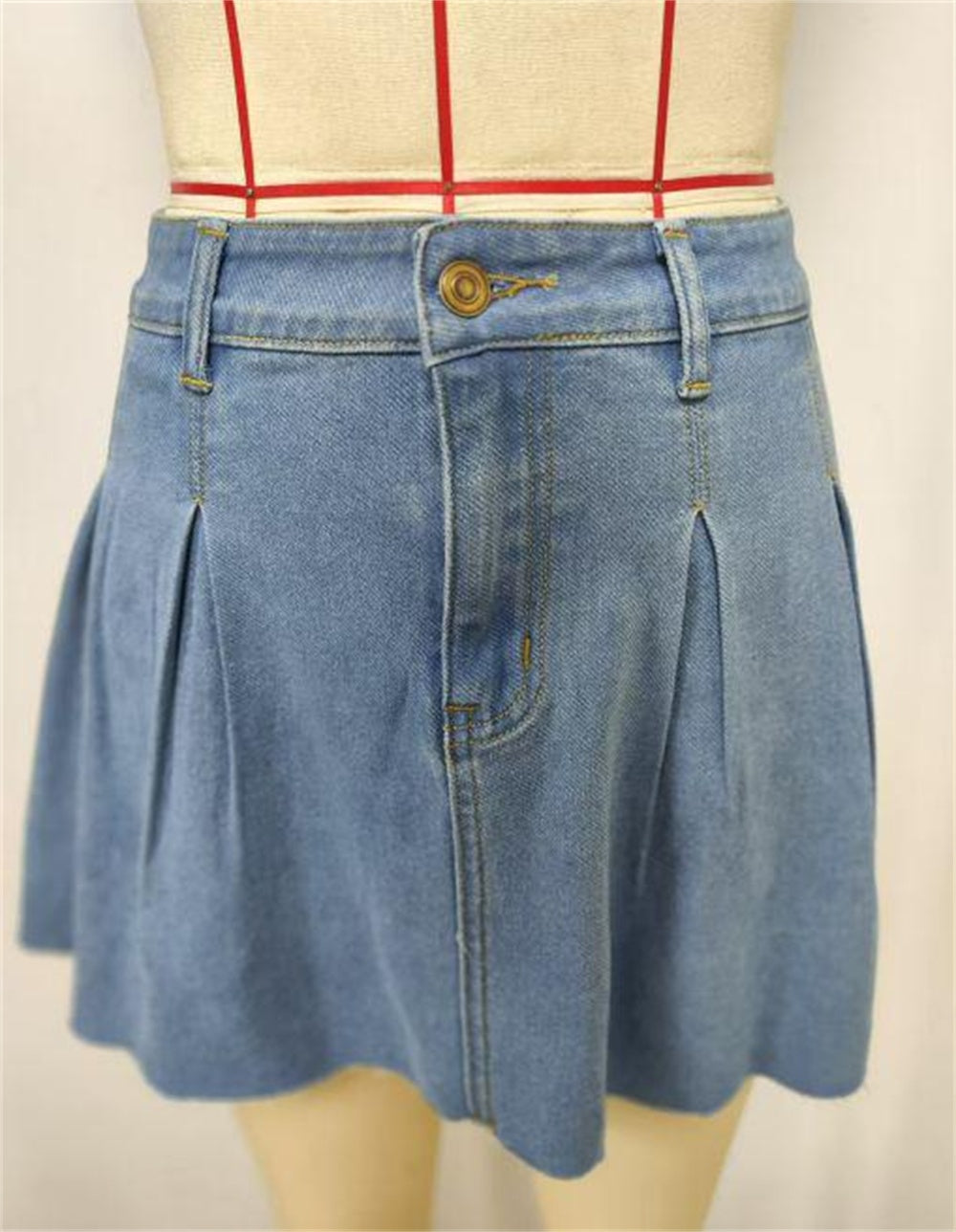 Fashionable Women's Hit Shorts