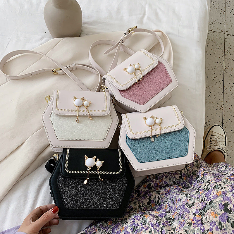 Trendy Korean style wild one-shoulder messenger
