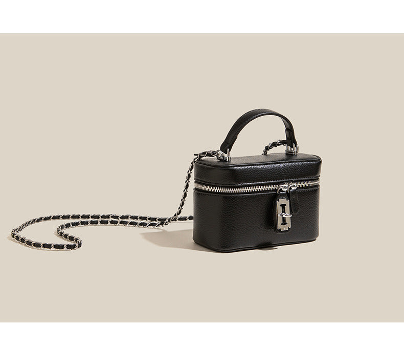 High Sense Chain Box Square Pouch Women