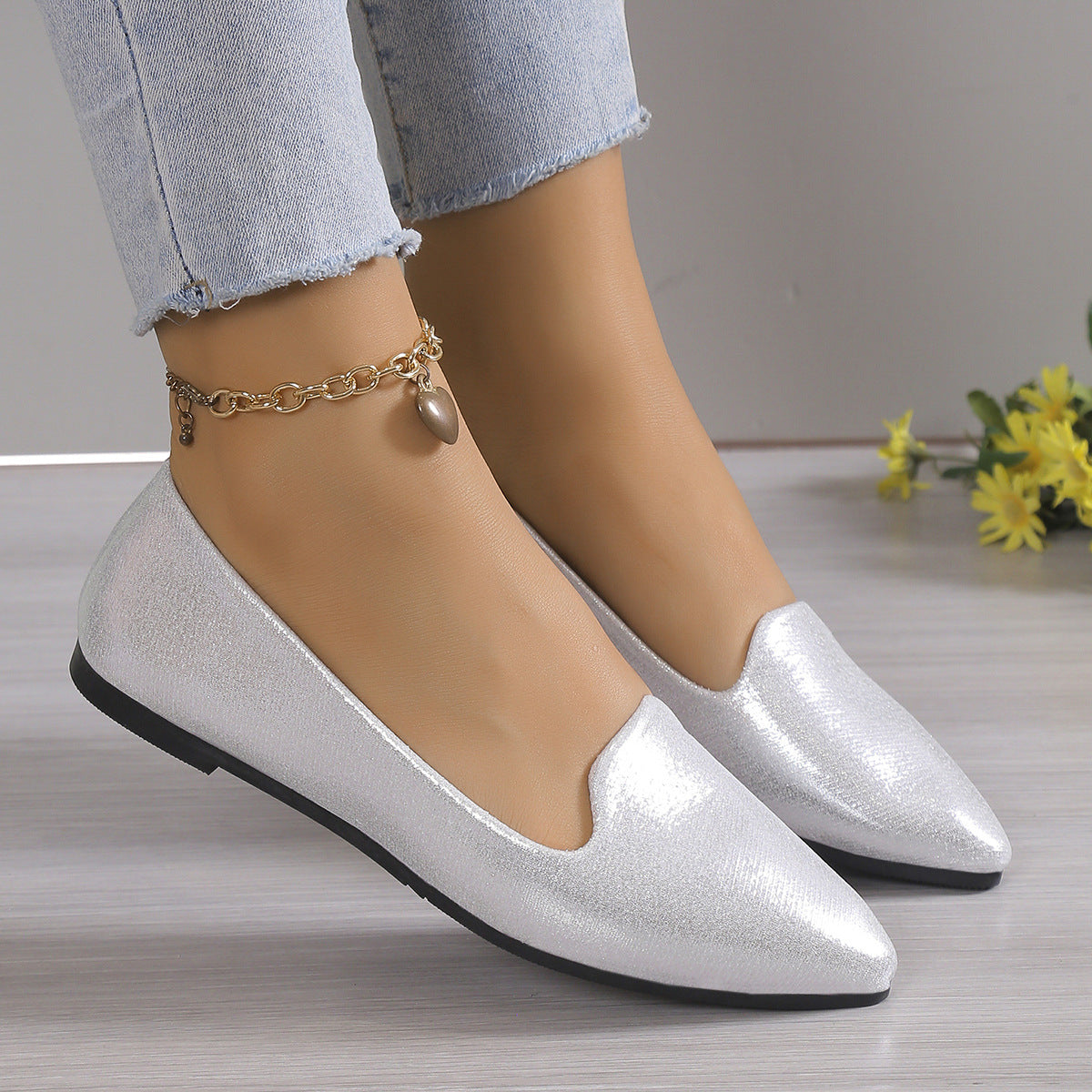 Plus Size Shallow Mouth Pumps Women's New Simple Flat Gommino
