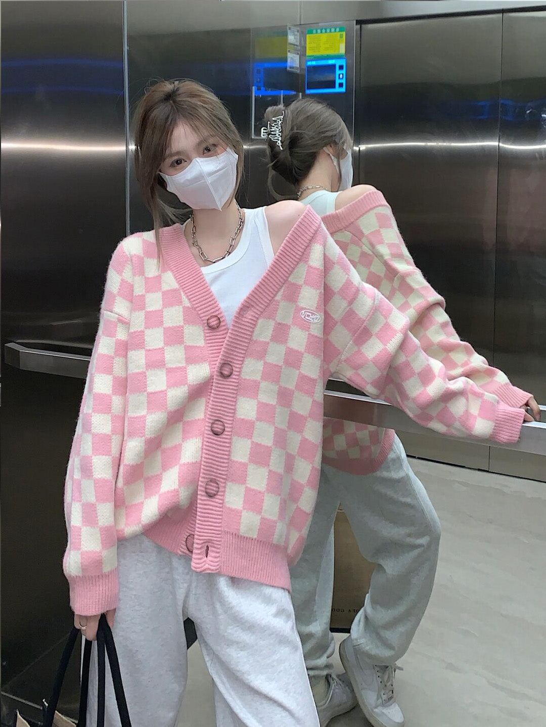 Checkered V-neck Cardigan Sweater Loose Casual Jacket