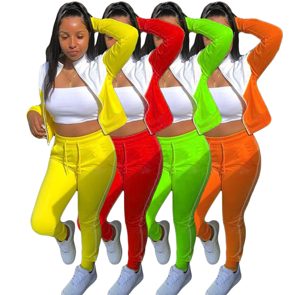 Fashionable Two-piece Athletic Set With A Matching Design