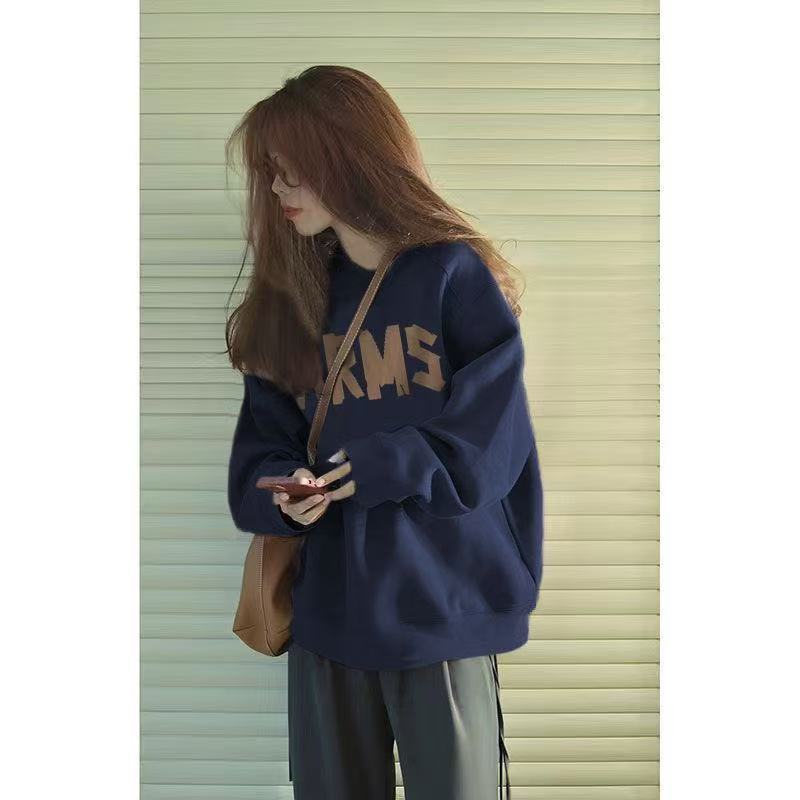Dame sweatshirt med rund hals, fnugfri, fleeceforet og tyk trøje