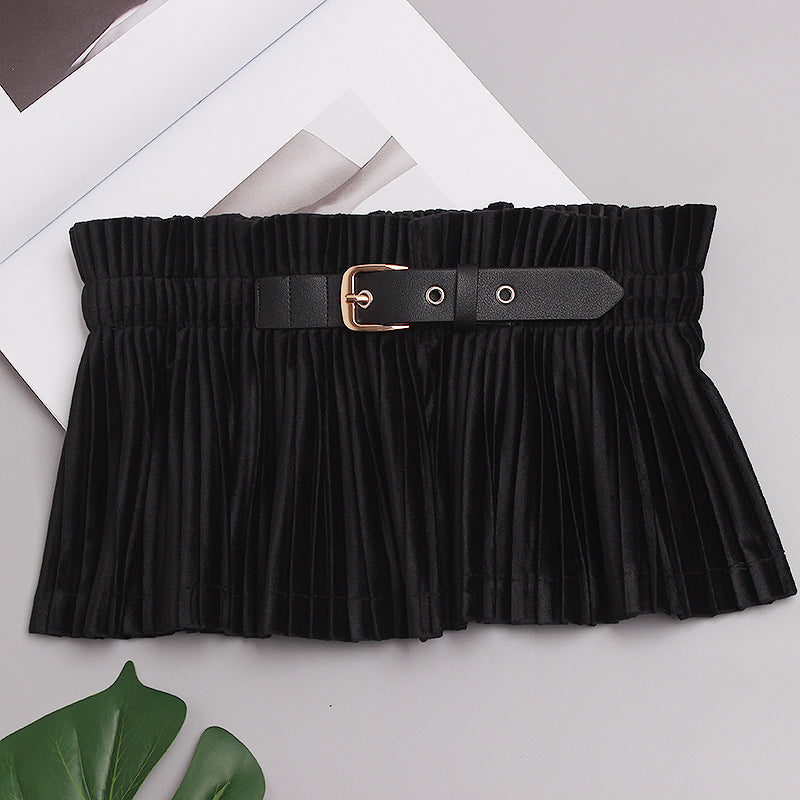Autumn And Winter New Belt Buckle Design Retro Velvet Pleated Skirt Style