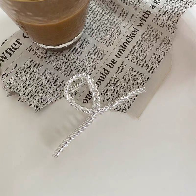 Matte Metal Large Cross Grip Simple Ponytail Hair Grip
